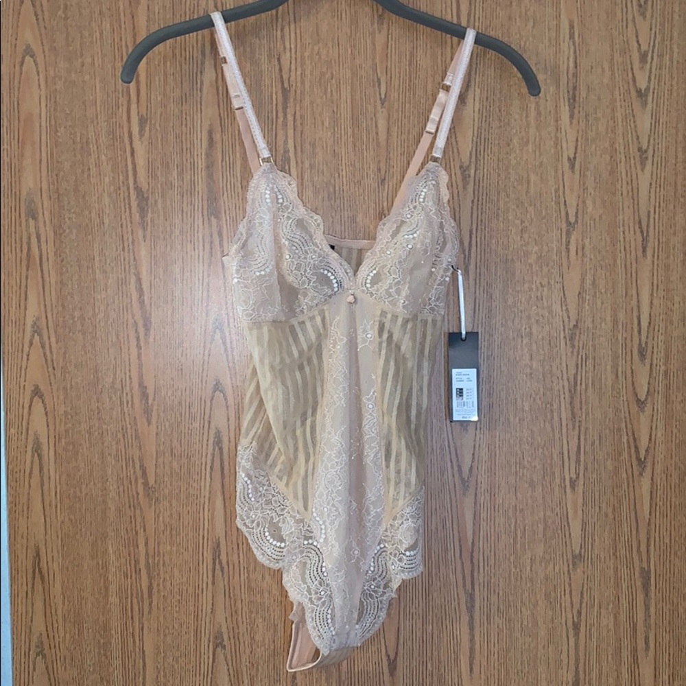 Nude bodysuit BNWT